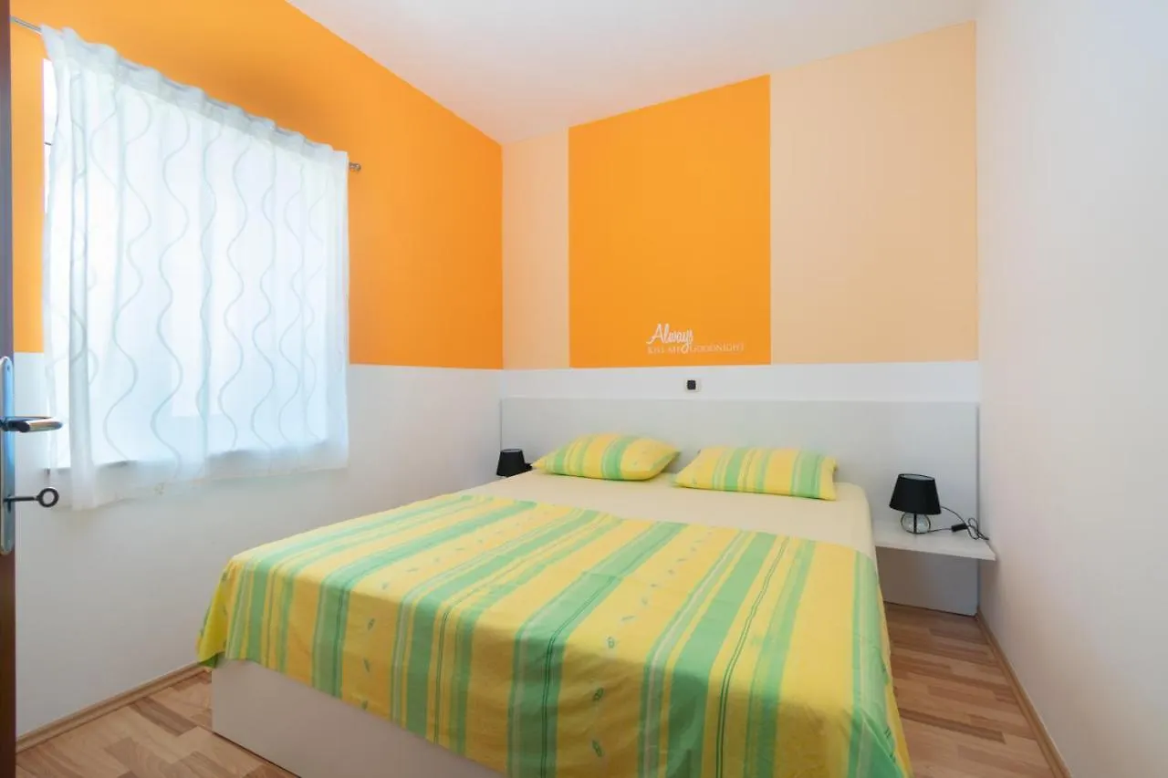 Apartment Marina, The Place With Beautiful Sunset Šimuni 0*,  كرواتيا